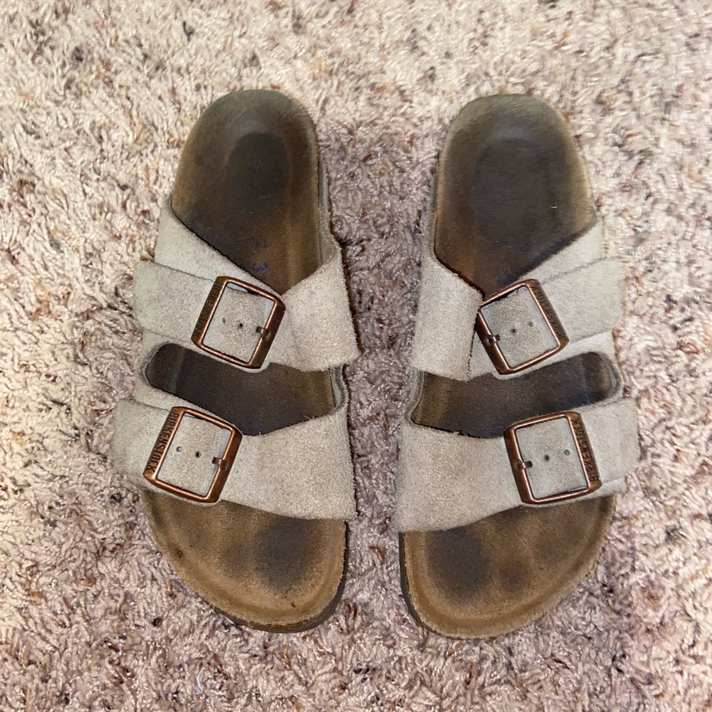 Birkenstock’s- Grey